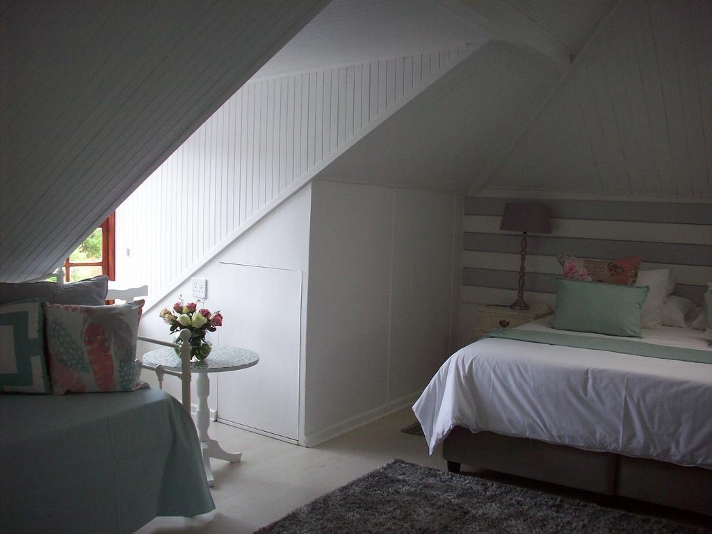 Guest House Ascot Place พอร์ตเอลิซาเบธ ภายนอก รูปภาพ
